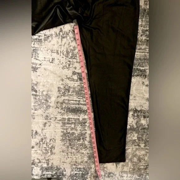Back high-waisted PU leather leggings in size XL - Picture 6 of 8